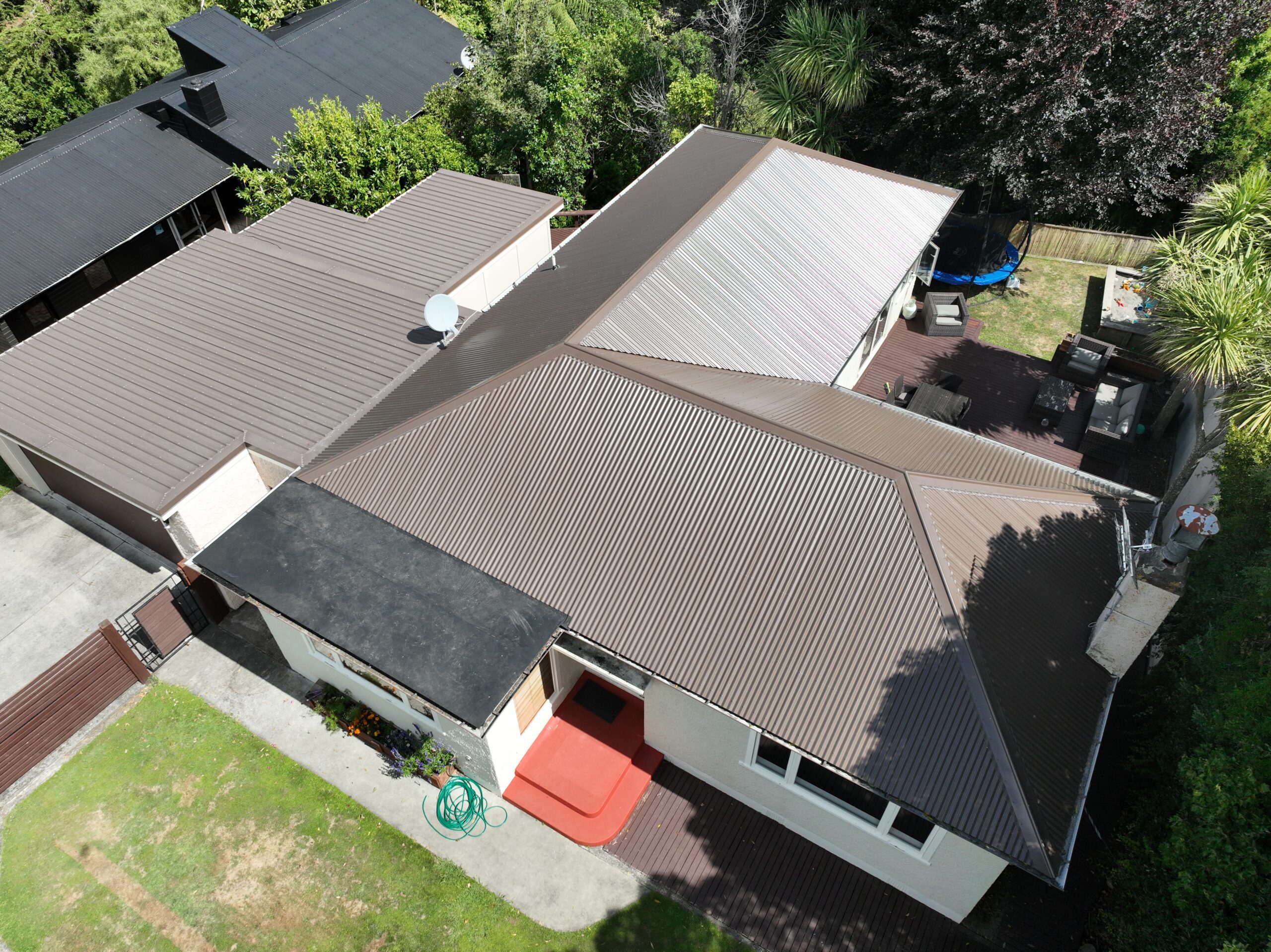 Lignite COLORSTEEL roofing colour